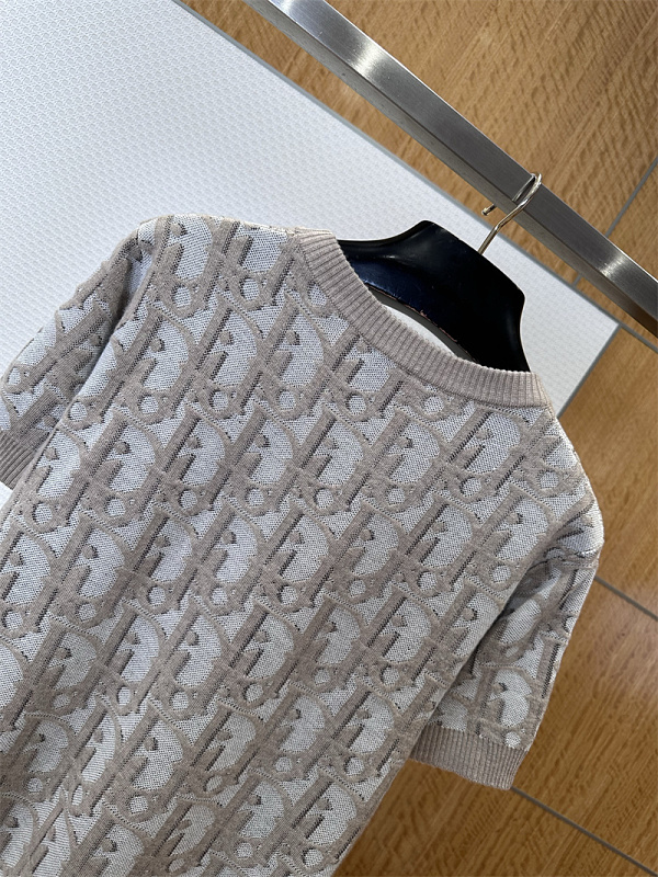 Jacquard Short Sleeve Knit 5