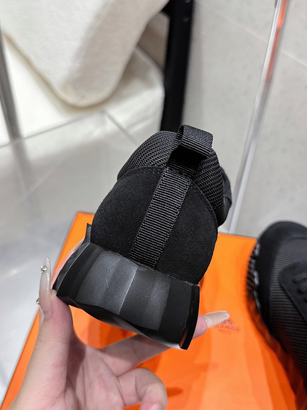 66060439 RX运动鞋，35-45，男码+10 2