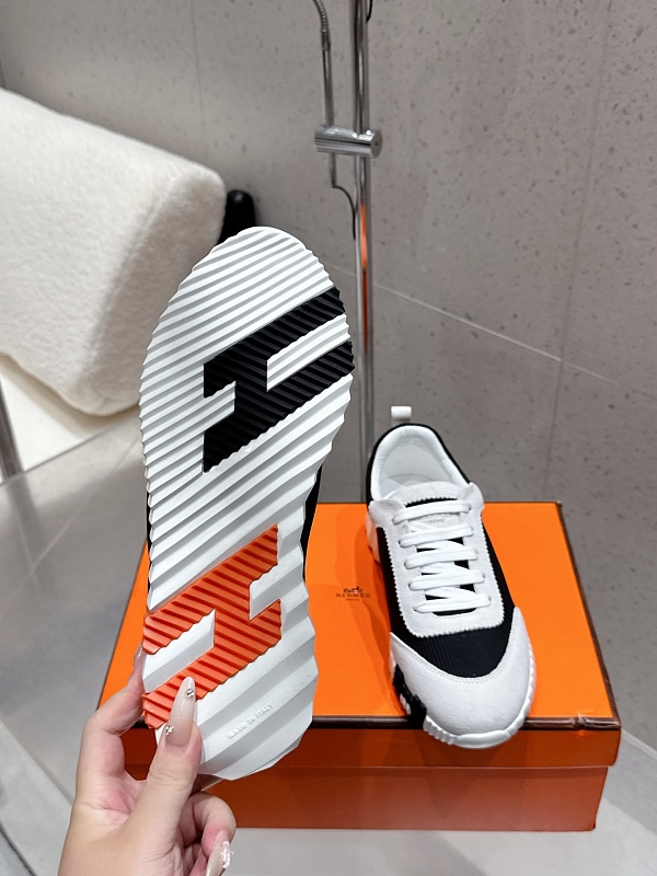 RX Sport Sneaker
