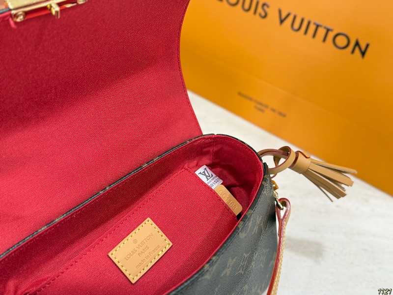 Xinxin LV Croisette 22.5*15cm · 2