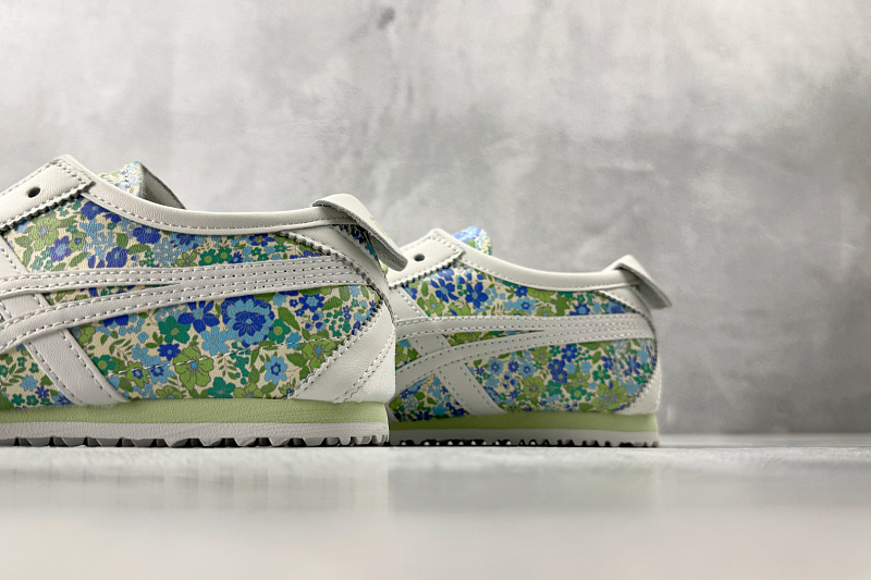 Zhenhui- Onitsuka Tiger Mexico 66 · 2