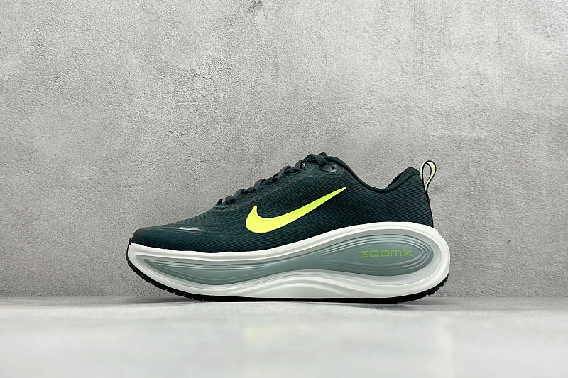 zhenhui-Nike Vomero Plus 4