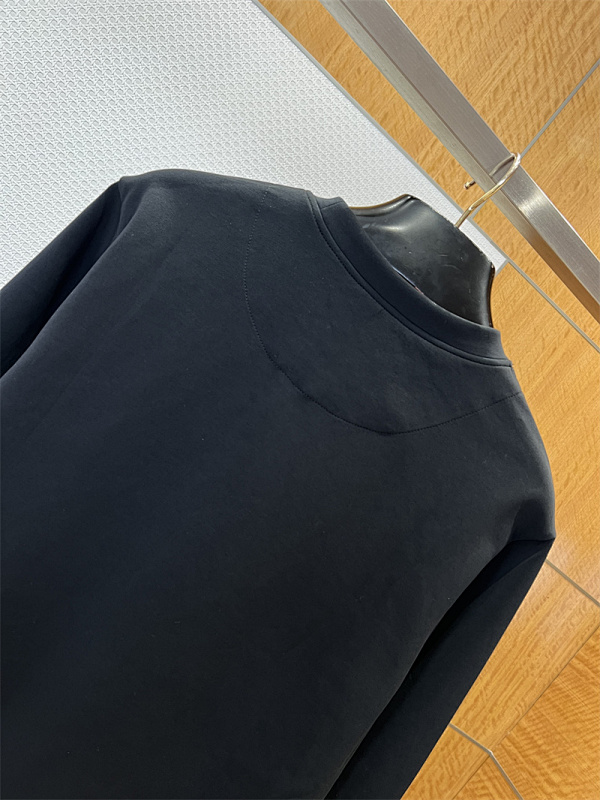 Triangle Logo Crew Sweatshirt · 5