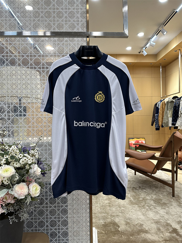 Embroidered Logo Patchwork T-Shirt · 3