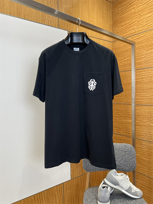 Horseshoe Print Short Sleeve Tee 4