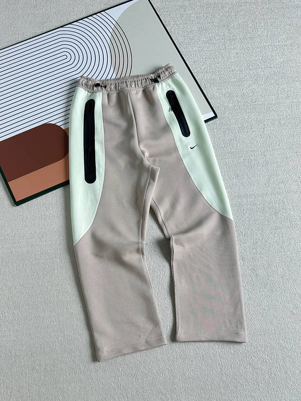 Nanyi- / · 6