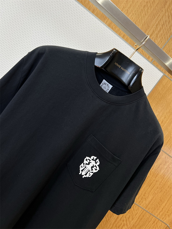 Horseshoe Print Short Sleeve Tee 2