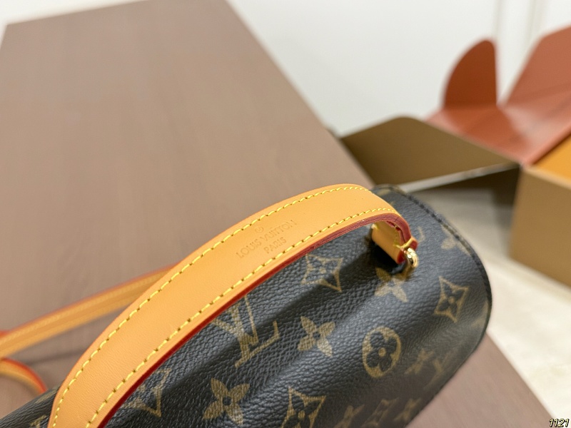 Xinxin LV Croisette 22.5*15cm · 5