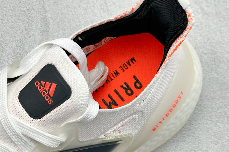 zhenhui-Adidas UltraBoost 21 2