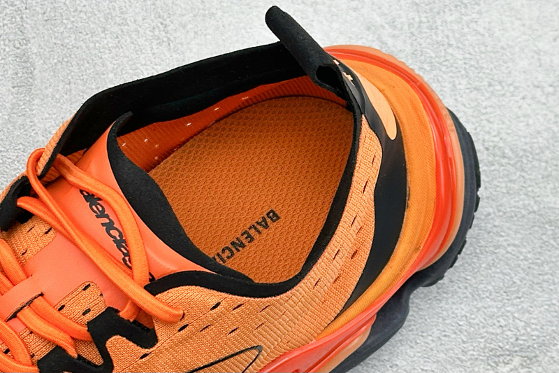 Zhenhui- Balenciaga Anatomic Runner -82106w2fc15845 2