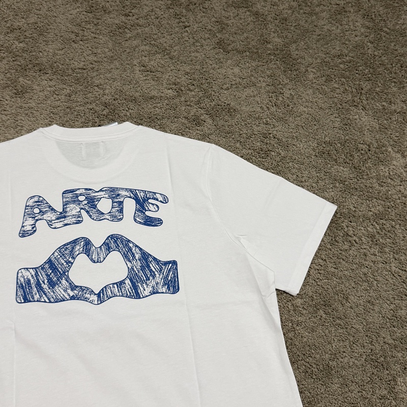 Ate Heart/Hand Tee