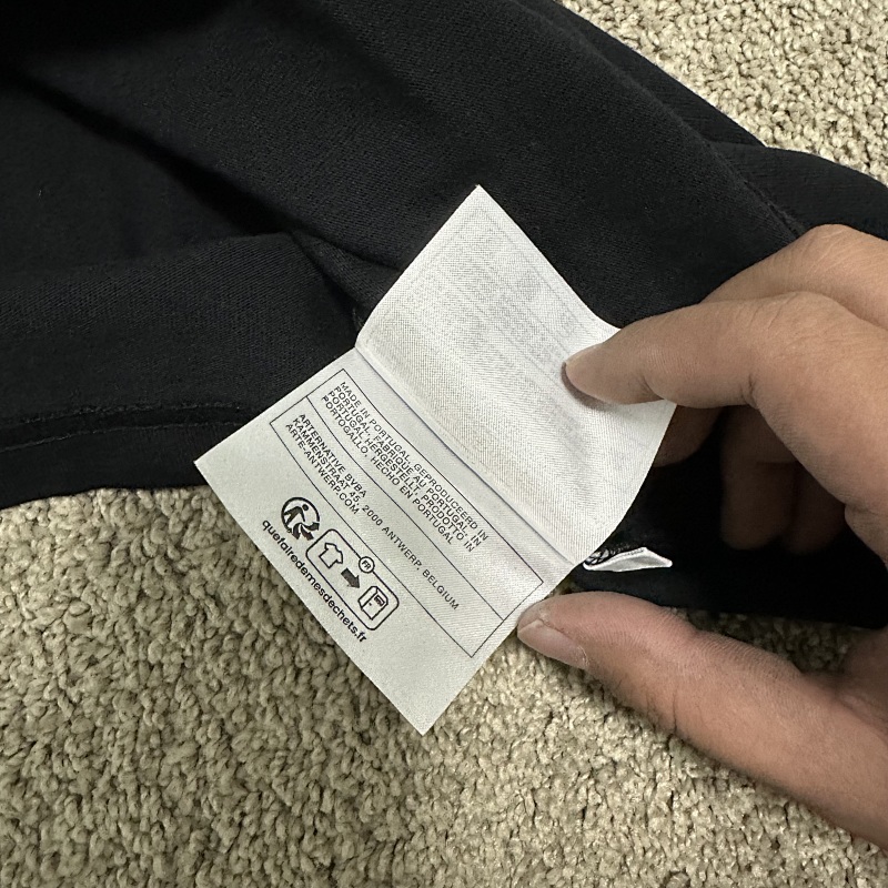 Ate Script Tee 7