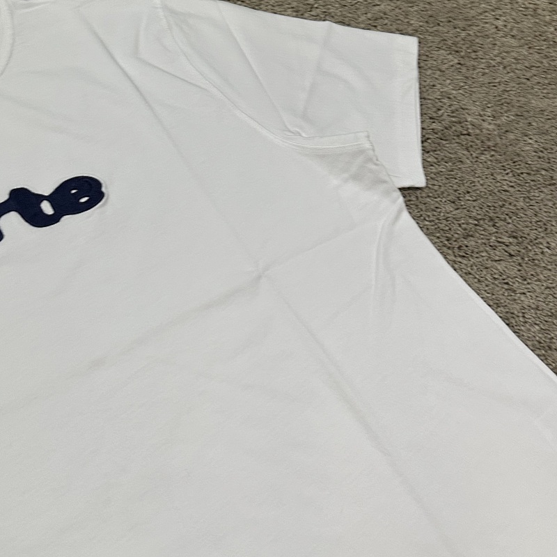Ate Blur Embroidery Tee 7