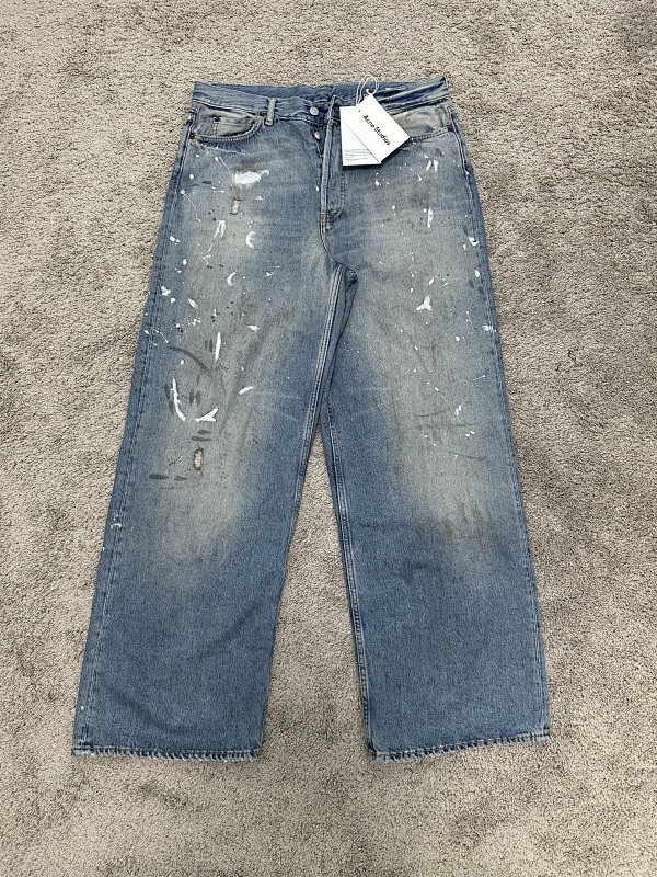 [ ⮕ ] Ac*e 1981M Size 7