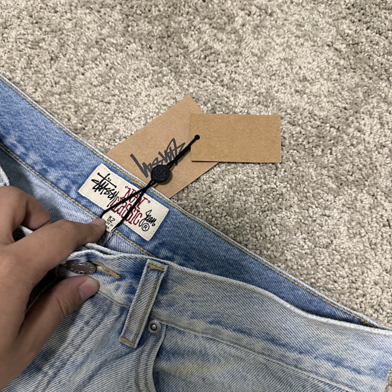 Stu New Classic Beach Wash Blue Jeans 12