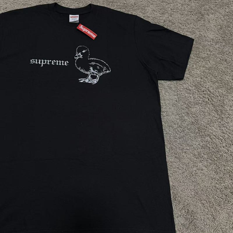Supreme Duck Tee 5