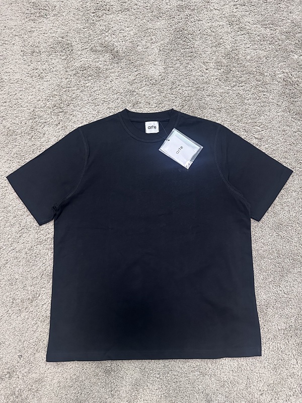 Ate Flower Poster T-shirt Black 4