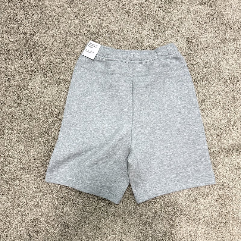 Nk Tech Fleece Short Grey 9