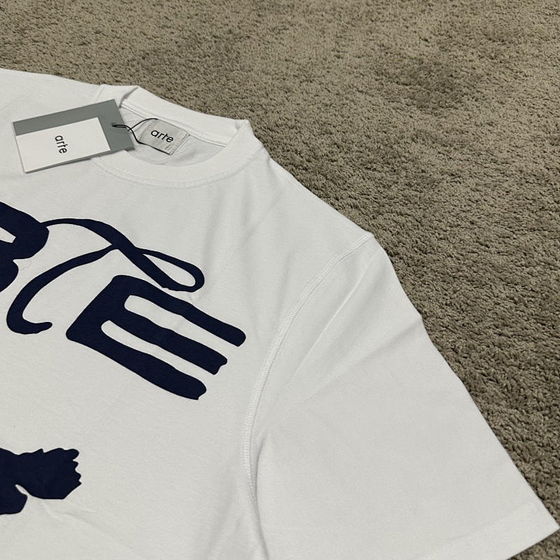 Ate Big Flower Tee 3