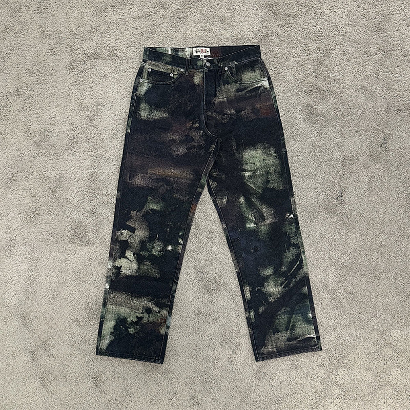 Stu Big Ol' Camo Jean 2