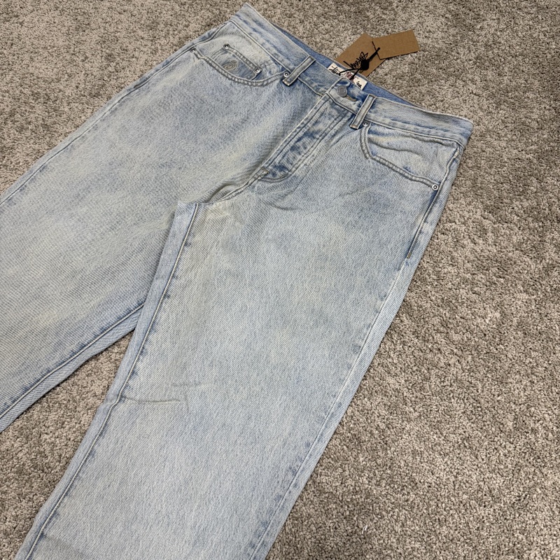 Stu New Classic Beach Wash Blue Jeans 9