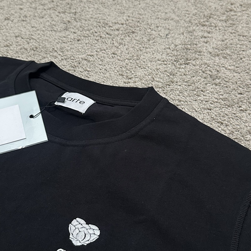 A*te Heart Emb Tee 5