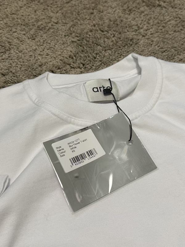 Ate Blur Flower Tee 10