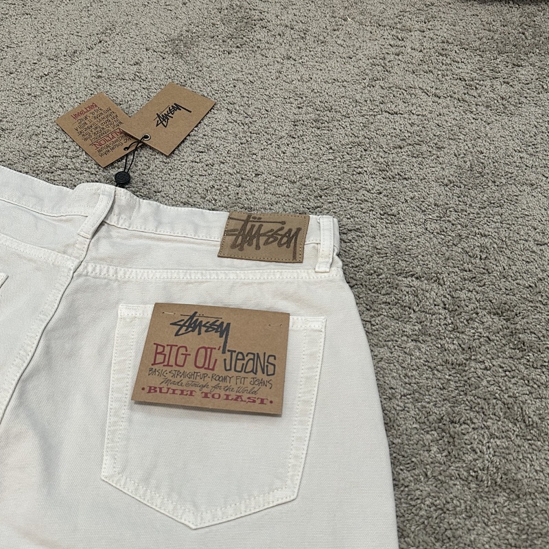 Stu White Canva Short 4