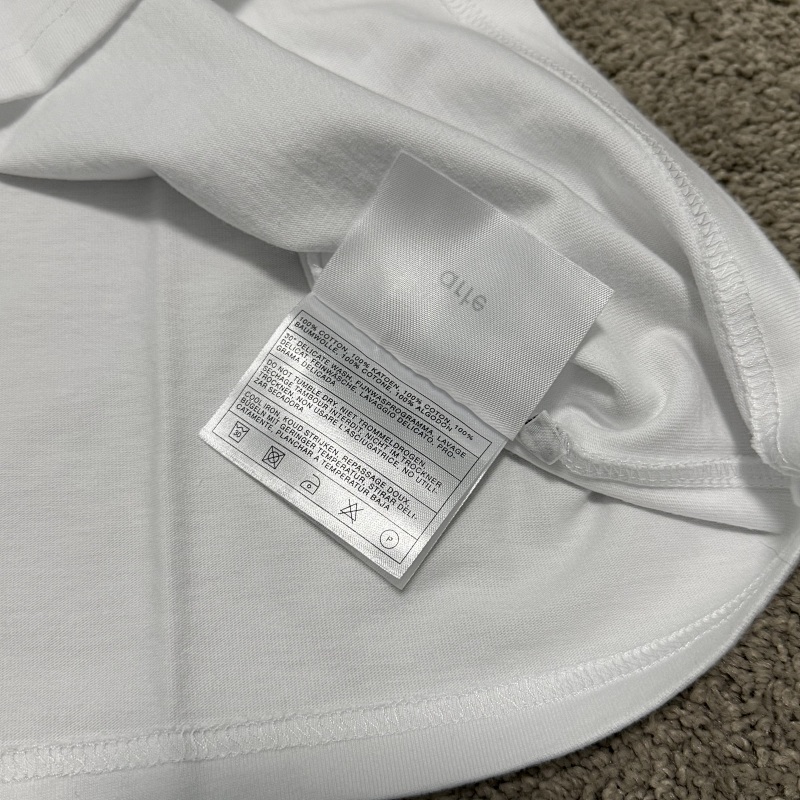 Ate Heart Logo Embroidery T-shirt 3