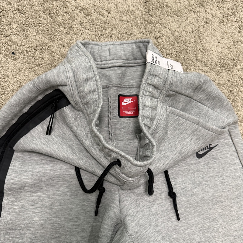 Nk Tech Fleece Short Grey 6
