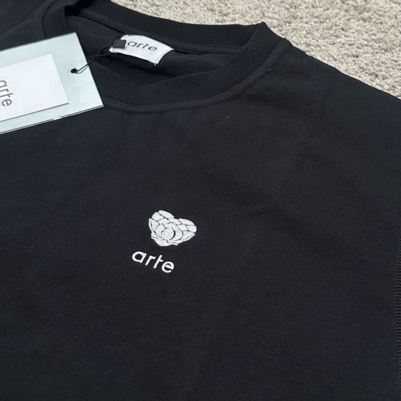 A*te Heart Emb Tee