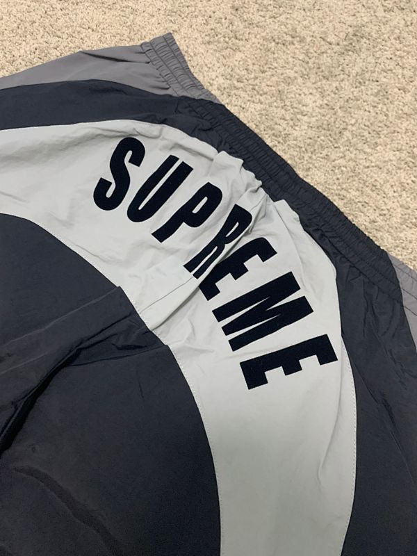 Supreme U*b New Track Jacket Grey-Black 2