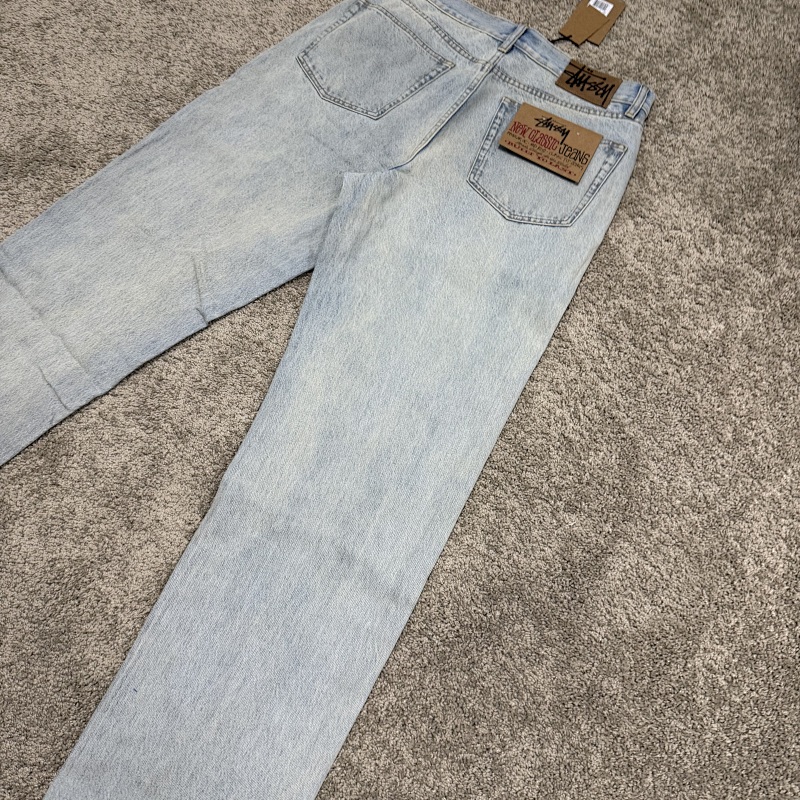 Stu New Classic Beach Wash Blue Jeans 10