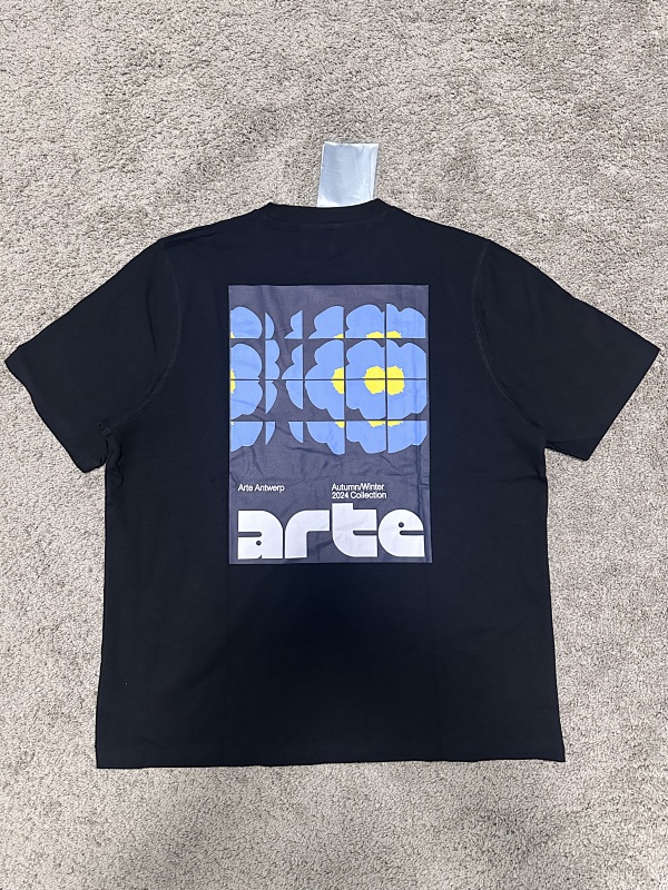 Ate Flower Poster T-shirt Black