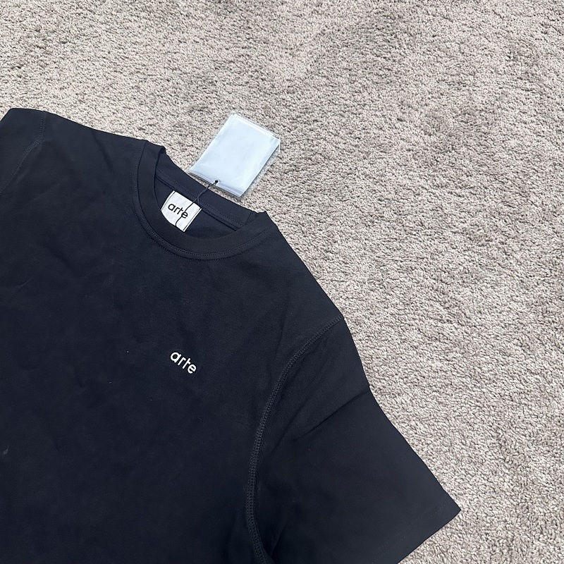 Ate Flowers Back T-shirt Black 4
