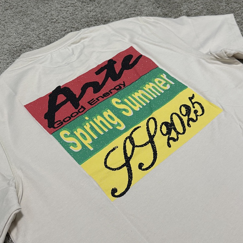 Ate Multicolor Print T-shirt - Cream