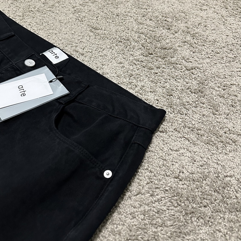 Ate Embroidered Pocket Denim Pants 7