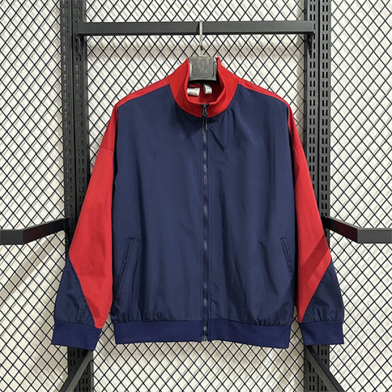 Barcelona Retro Windbreaker · 5