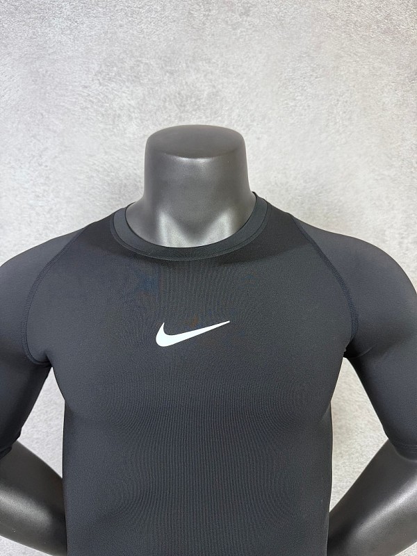Nike T-shirt T 8