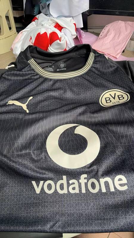 Dortmund Special Fans Version Jersey 4