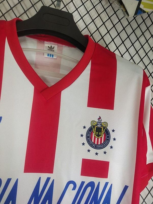 1991-92 Chivas Home Retro Jersey · 4