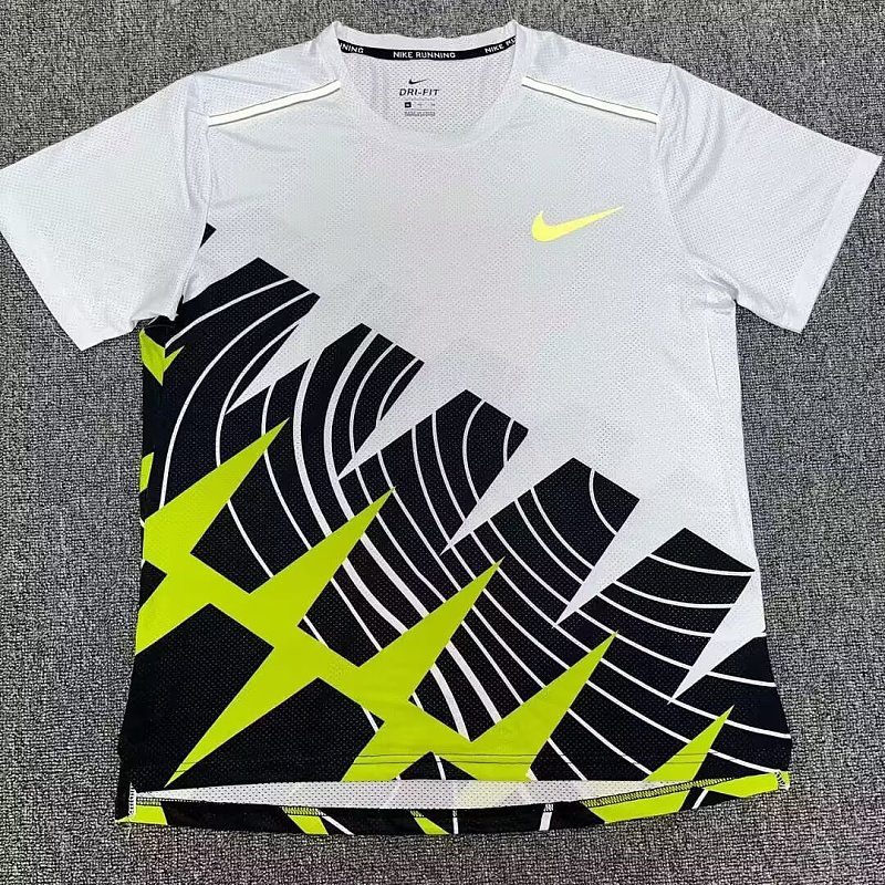 Nike T-shirt T 4