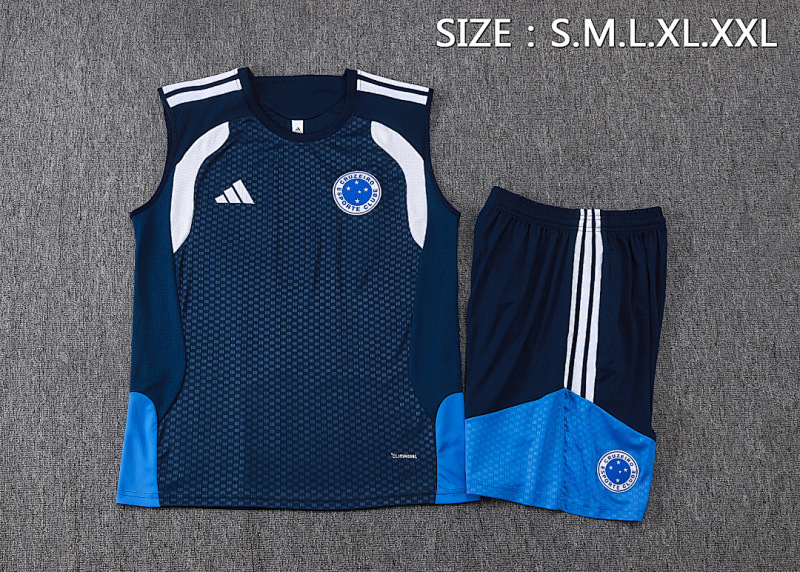 Cruzeiro Short Sleeve Vest Tracksuit · 4