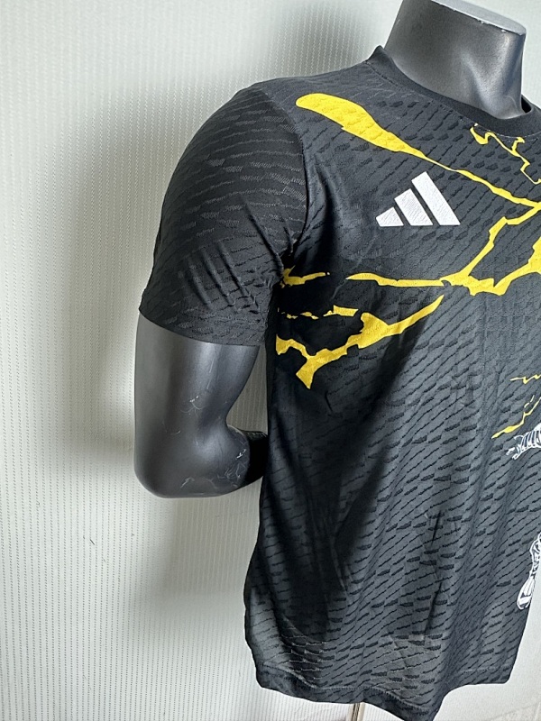 Real Madrid Special Player Version Jersey · 6