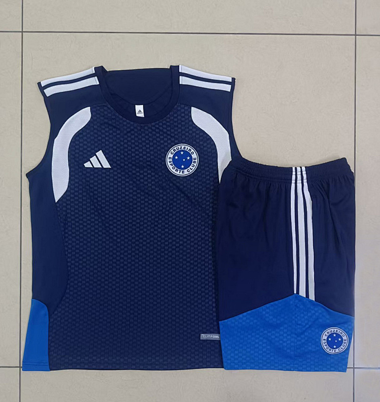 Cruzeiro Short Sleeve Vest Tracksuit · 3