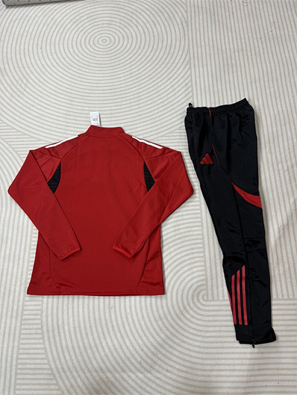 Manchester United Long Sleeve Tracksuit · 4