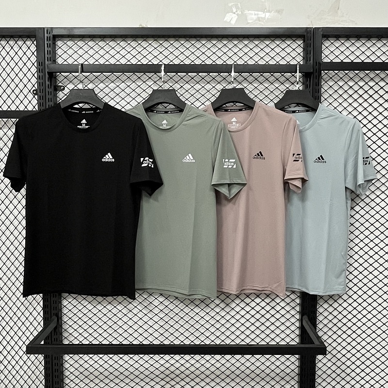 Adidas T-shirt T 8