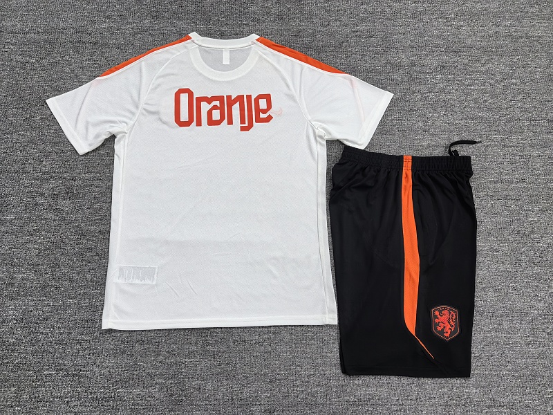 2026 Netherlands Kids Short Sleeve Tracksuit 16#-28# · 3