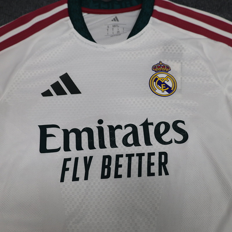 Real Madrid Home Player Short Sleeve Kit · 5