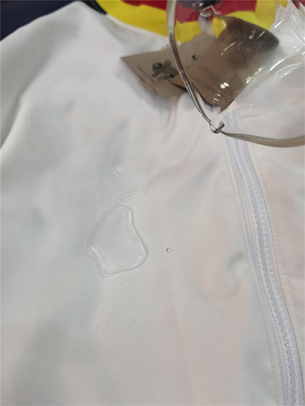 Barcelona Windbreaker · 6